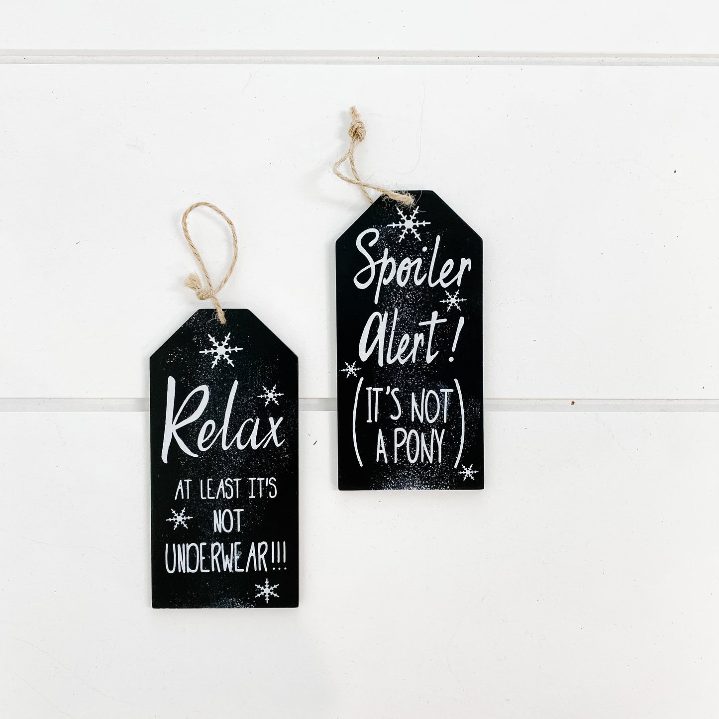 Black Plaque Ornaments