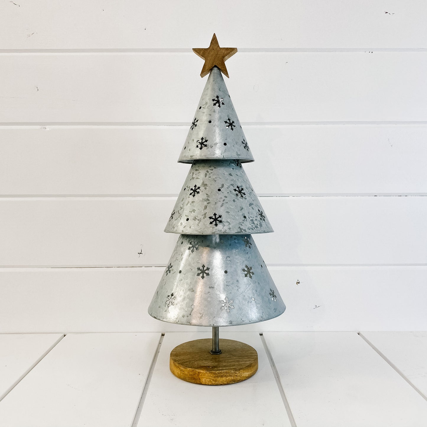 Metal & Wood Tree