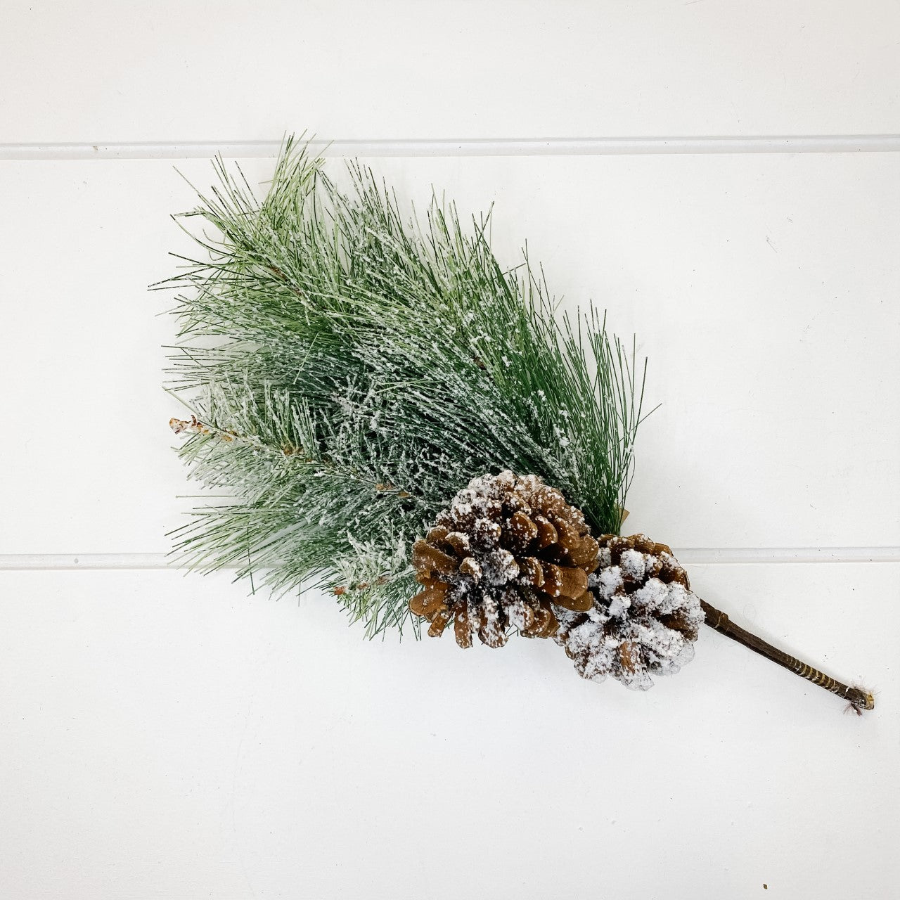 GREEN 15"H SNOW MIXED NEEDLE PINE PICK with PINE CONES