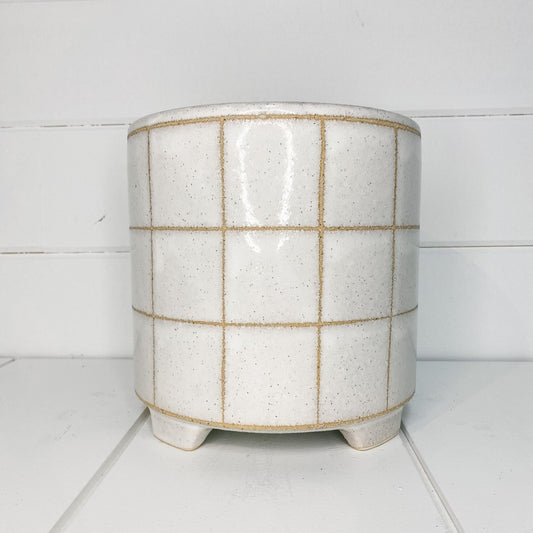 Ivory/neutral ceramic planter