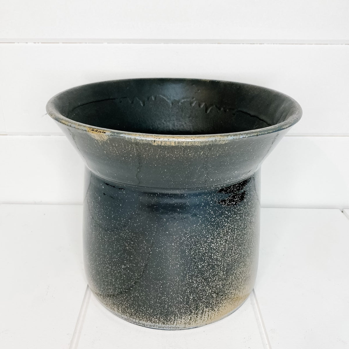 Earthenware planter- 2 Sizes